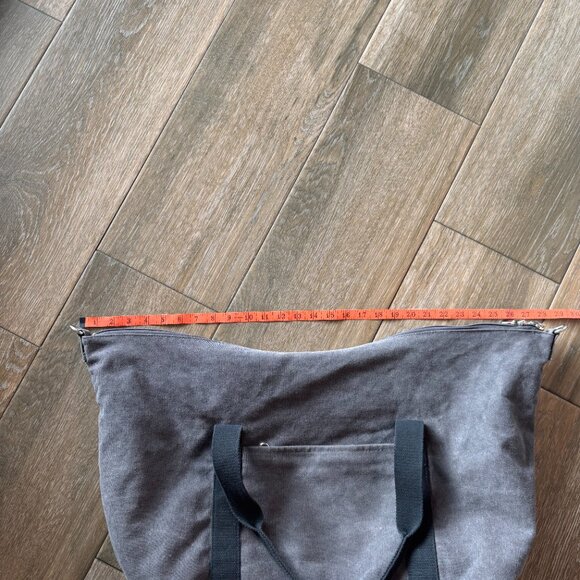 Lo & Sons Catalina Deluxe Large gray bag - Picture 12 of 13